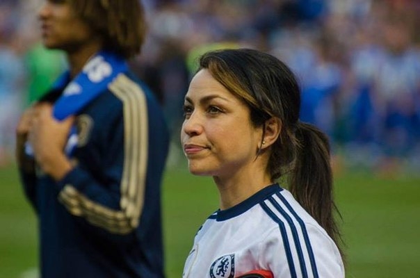 Chelsea'nin güzel yüzü Eva Carneiro galerisi resim 17