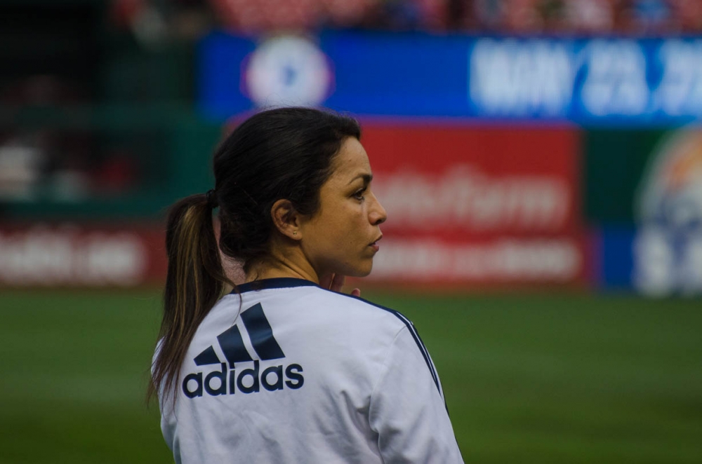 Chelsea'nin güzel yüzü Eva Carneiro galerisi resim 7