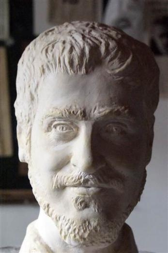 Ali İsmail ve Berkin'in annesi için hediye büst galerisi resim 8