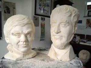 Ali İsmail ve Berkin'in annesi için hediye büst