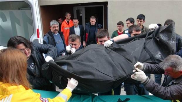 Yangına giden itfaiyeciye büyük şok galerisi resim 3