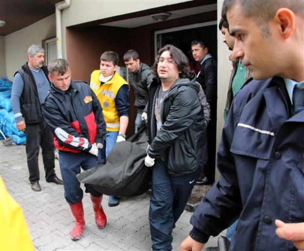 Yangına giden itfaiyeciye büyük şok galerisi resim 6