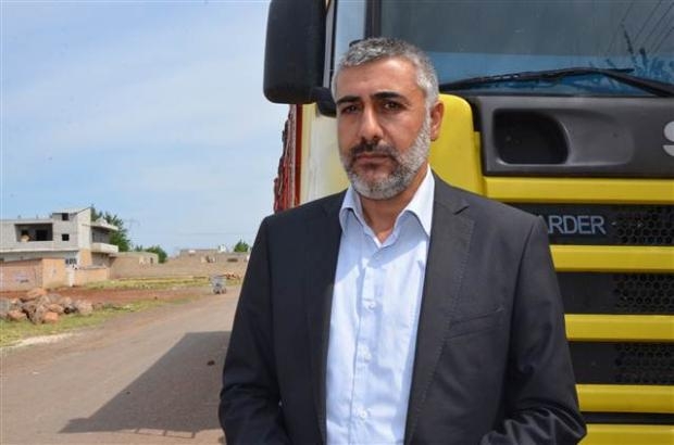 TIR'ına yuva yapan kuşun yuvasını bozmadı galerisi resim 1