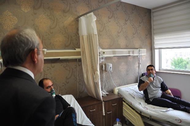 Kılıçdaroğlu Akhisar'da yaralıları ziyaret etti galerisi resim 1