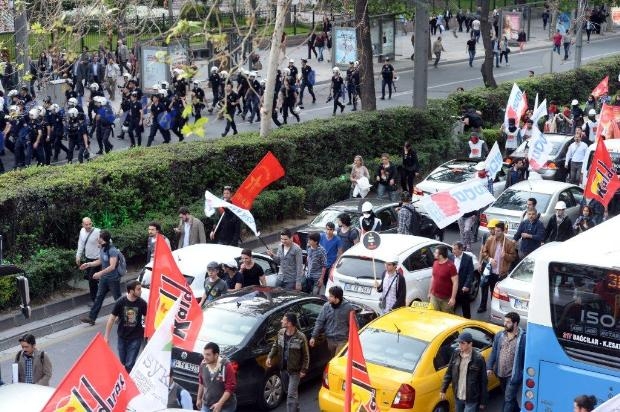 Kızılay'da 'Soma' eylemine polis müdahale etti galerisi resim 13