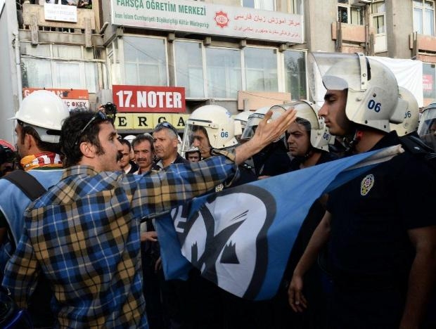 Kızılay'da 'Soma' eylemine polis müdahale etti galerisi resim 17