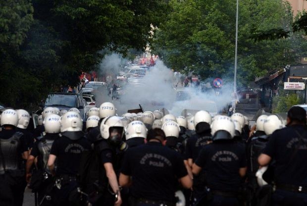 Kızılay'da 'Soma' eylemine polis müdahale etti galerisi resim 41