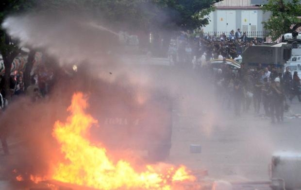 Kızılay'da 'Soma' eylemine polis müdahale etti galerisi resim 45