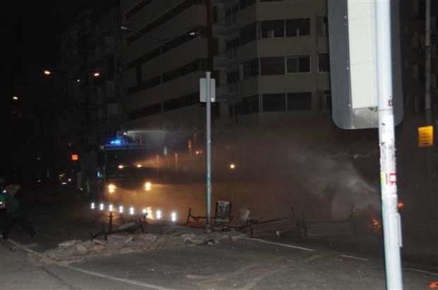 İzmir'de 10 yaşındaki çocuk gözaltına alınmak istedi galerisi resim 13