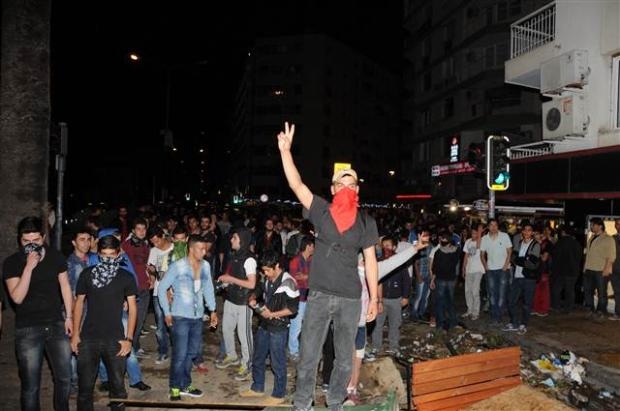 İzmir'de 10 yaşındaki çocuk gözaltına alınmak istedi galerisi resim 4