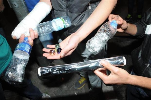 İzmir'de 10 yaşındaki çocuk gözaltına alınmak istedi galerisi resim 8