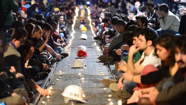 Mumlu ve baretli anma galerisi resim 21