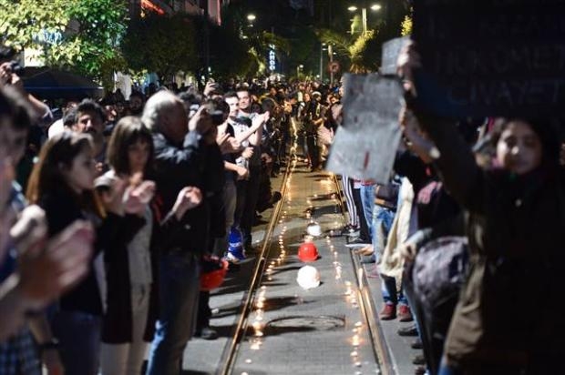 Mumlu ve baretli anma galerisi resim 9