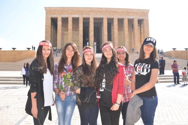 19 Mayıs'ta Anıtkabir ziyaret edildi galerisi resim 14