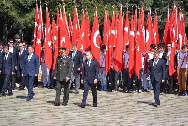19 Mayıs'ta Anıtkabir ziyaret edildi galerisi resim 4
