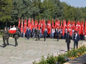 19 Mayıs'ta Anıtkabir ziyaret edildi