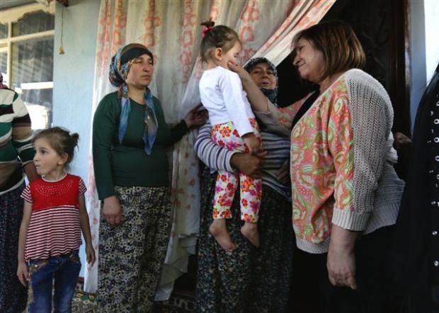 Selvi Kılıçdaroğlu'ndan acılı madenci ailesine ziyaret galerisi resim 3