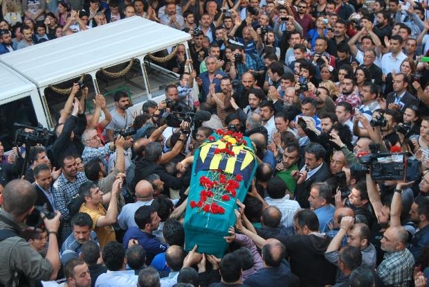 Uğur Kurt'un cenaze töreni galerisi resim 3