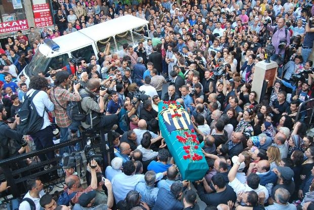 Uğur Kurt'un cenaze töreni galerisi resim 7