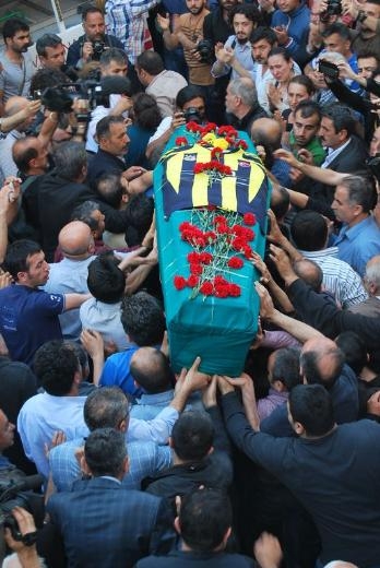Uğur Kurt'un cenaze töreni galerisi resim 8