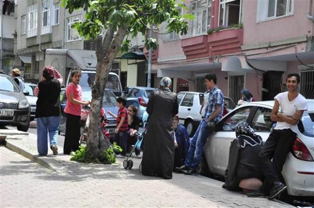 Deprem sonrası halk sokağa döküldü galerisi resim 40