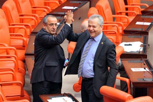 Muhalefetin oylama sevinci galerisi resim 10