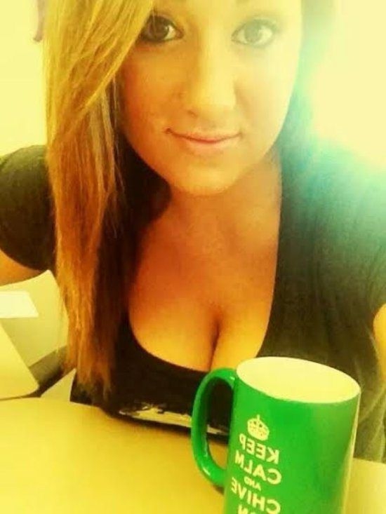 Dekolteyi Abarttılar! galerisi resim 15