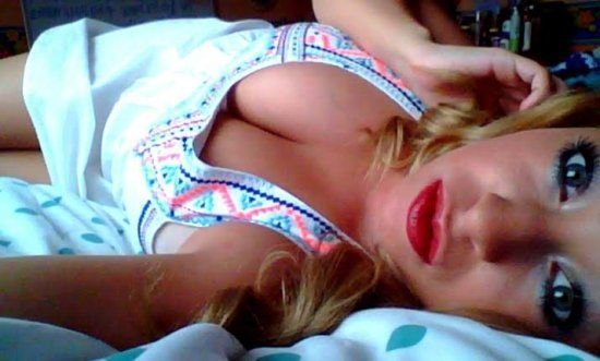 Dekolteyi Abarttılar! galerisi resim 17