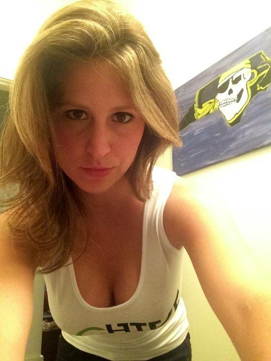 Dekolteyi Abarttılar! galerisi resim 29