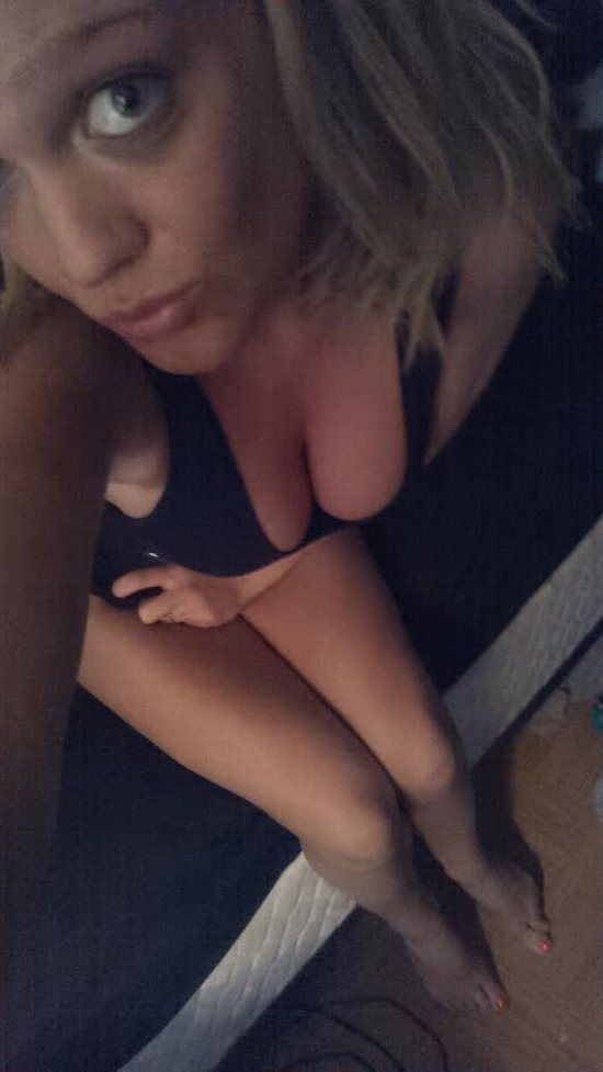 Dekolteyi Abarttılar! galerisi resim 34