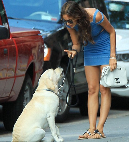 İrina Shayk New York sokaklarında galerisi resim 11