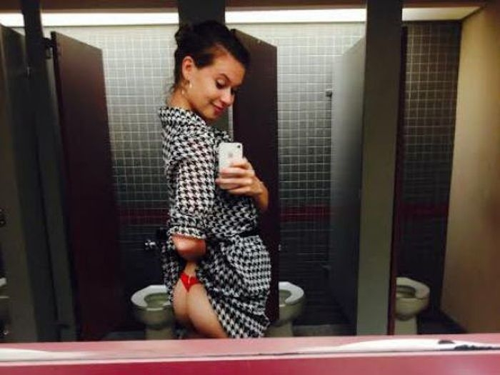 Yeni selfie çılgınlığı: Ofiste selfie! galerisi resim 32