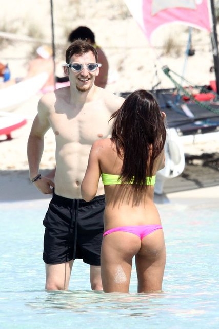 Denizde çılgın eğlence galerisi resim 5