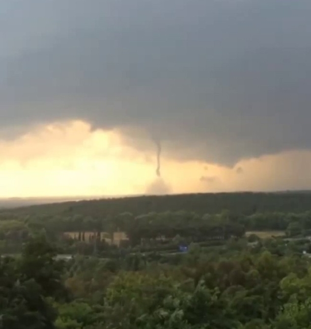 Marmara Denizinde korkutan hortum galerisi resim 12