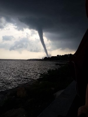 Marmara Denizinde korkutan hortum galerisi resim 5