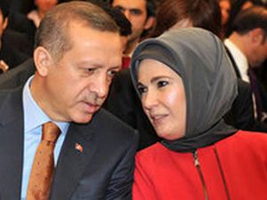 Erdoğan'dan eşine evlilik sürprizi