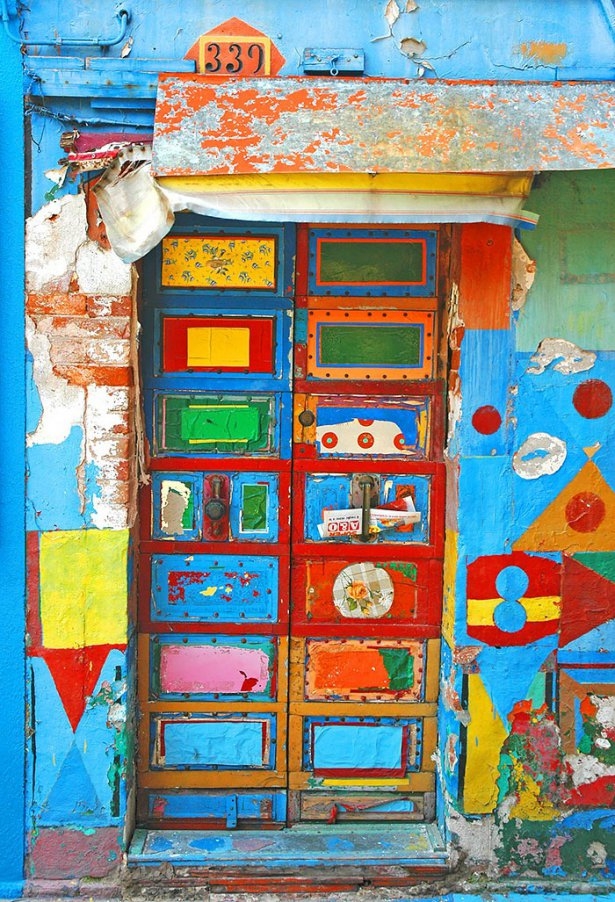 Renklerin değiştirdiği kapılar galerisi resim 1