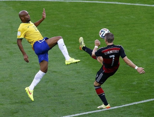 ' Sambacılar' 'Panzerler'e çarptı galerisi resim 21