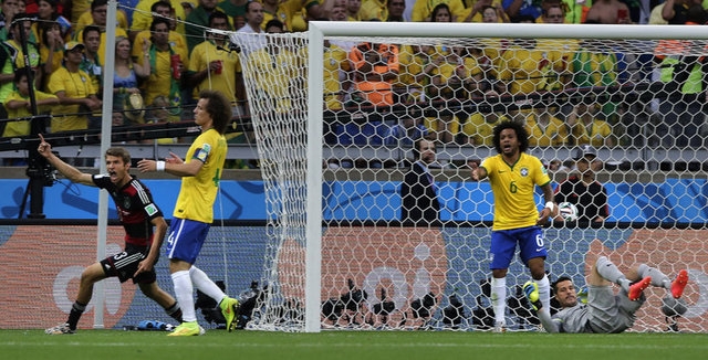 ' Sambacılar' 'Panzerler'e çarptı galerisi resim 44