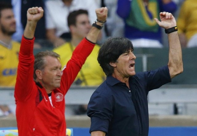 ' Sambacılar' 'Panzerler'e çarptı galerisi resim 51