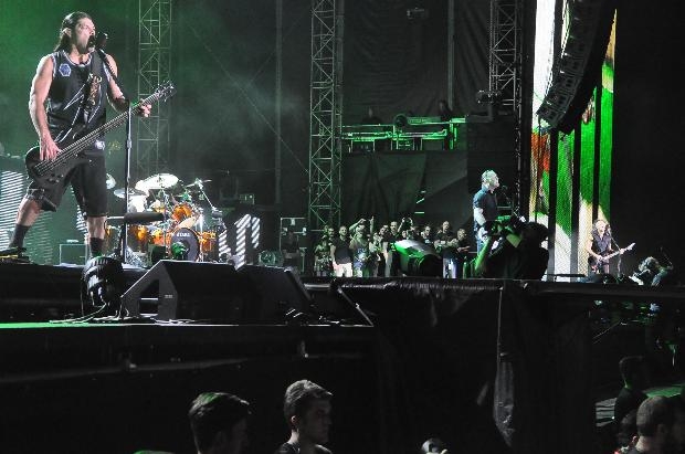 Metallica İstanbul'u salladı galerisi resim 14