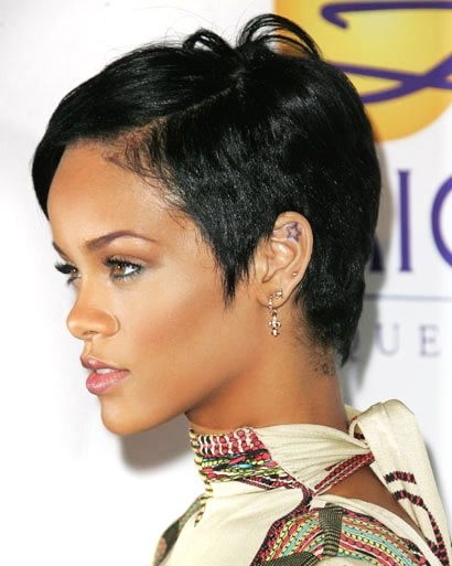 Rihanna ve saç modelleri galerisi resim 8