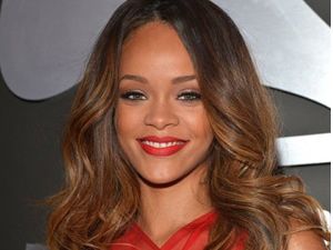 Rihanna ve saç modelleri
