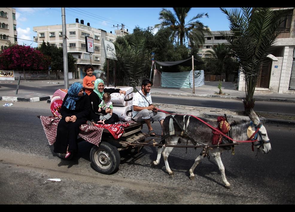 İsrail sivilleri hedef alıyor ! galerisi resim 14