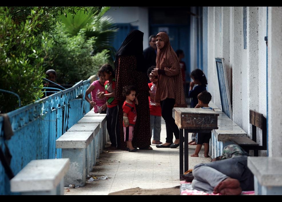 İsrail sivilleri hedef alıyor ! galerisi resim 21