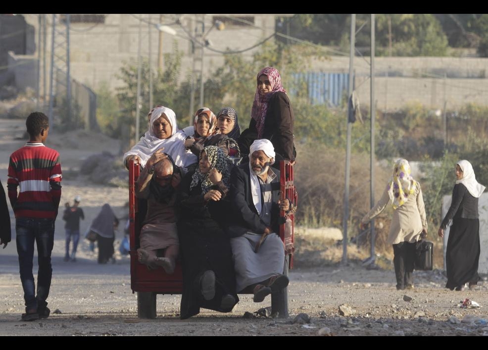 İsrail sivilleri hedef alıyor ! galerisi resim 8