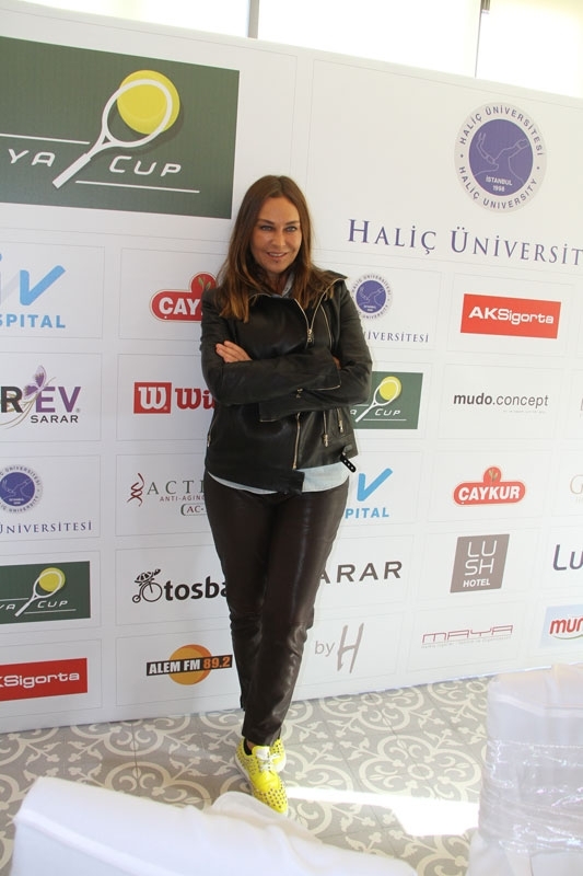 Hülya Avşar görenleri hayrete düşürdü galerisi resim 15