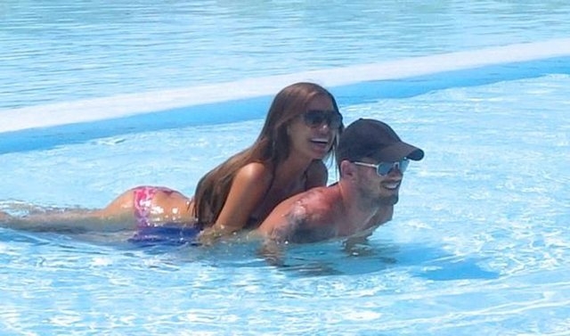 Sneijder ve Yolanthe'nin aşk tatili galerisi resim 27