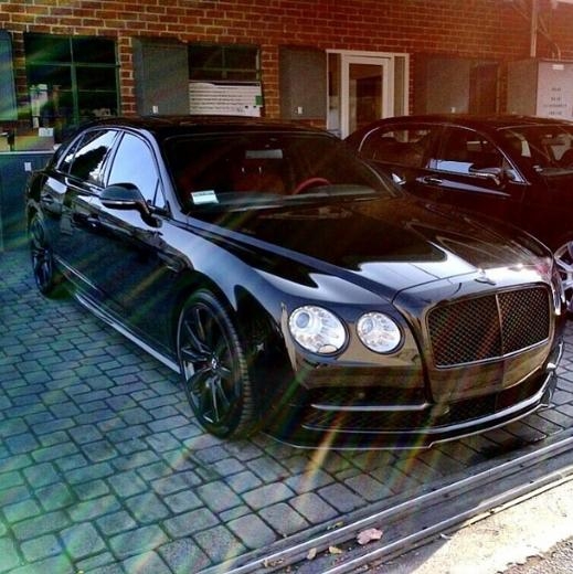 INSTAGRAM'IN PLAYBOY'U DAN BILZERIAN galerisi resim 1