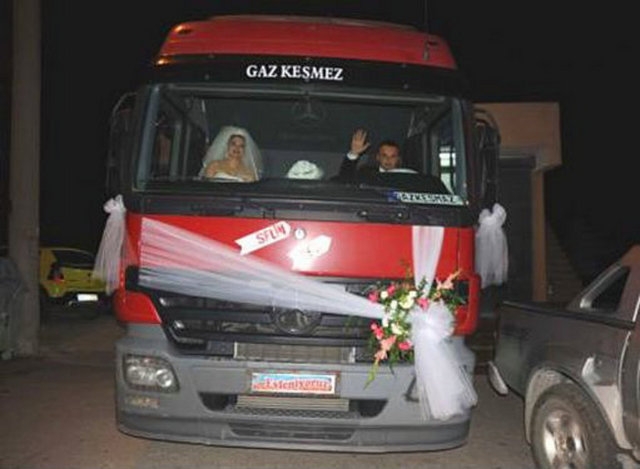 Gelin arabalarındaki ilginç yazılar galerisi resim 19